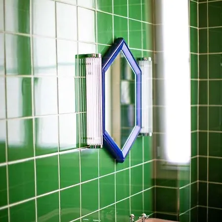 Hotel Les Deux Gares Parigi