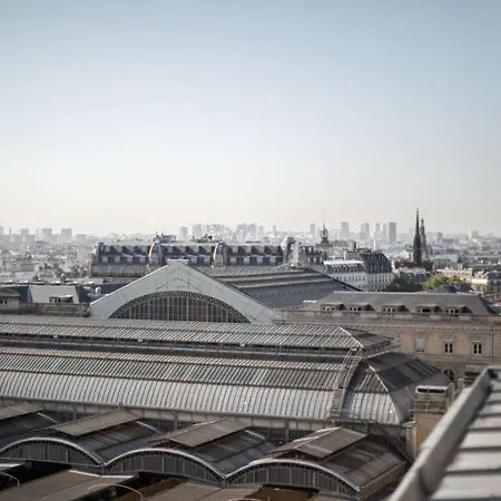 Les Deux Gares Parigi